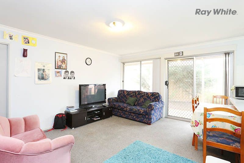 15 BARTLETT Crescent, Hoppers Crossing VIC 3029, Hoppers Crossing - Thumbnail 4