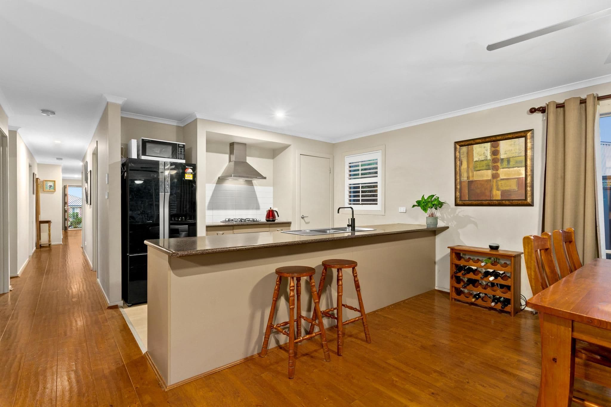 10 Adrian Drive, Pakenham VIC 3810, Pakenham - Thumbnail 3