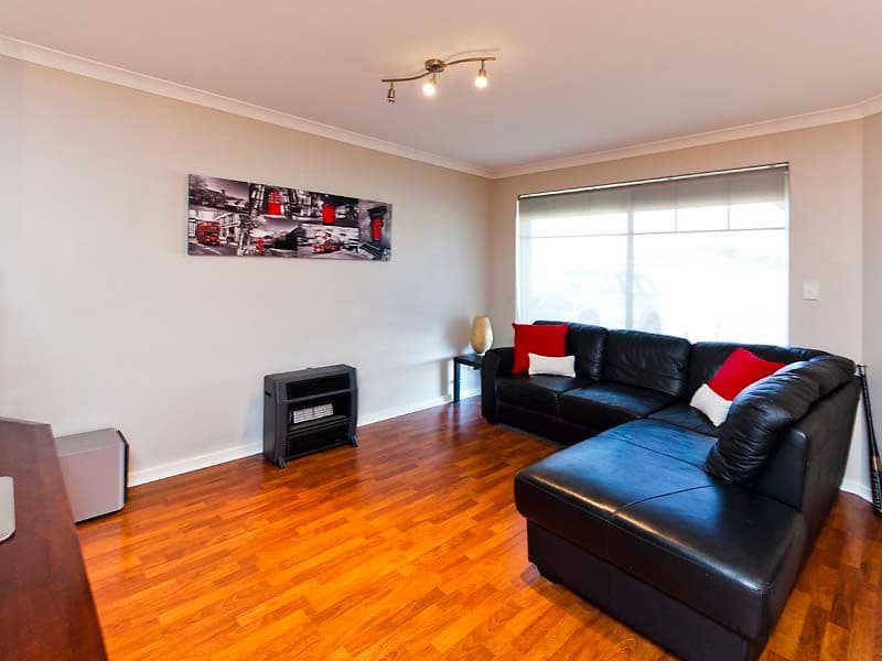 16 Moreton Cresent, WARNBRO WA 6169, Warnbro - Thumbnail 4