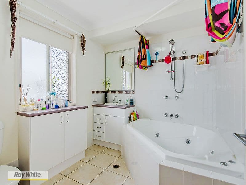 2 Courtney Street East, ROTHWELL QLD 4022, Rothwell - Thumbnail 8