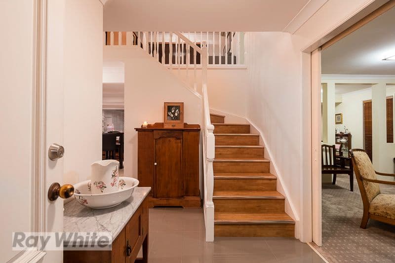 7 Berkley Place, Carindale QLD 4152, Carindale - Thumbnail 7