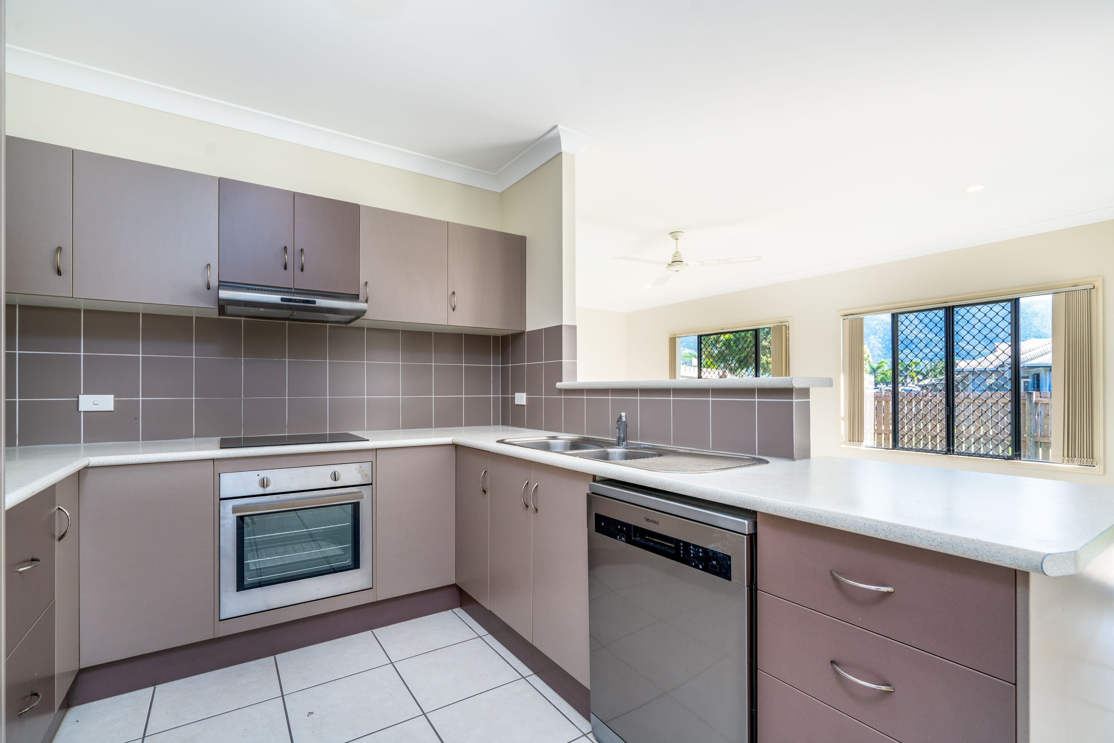 16 Banville Street, Edmonton QLD 4869, Edmonton - Thumbnail 4