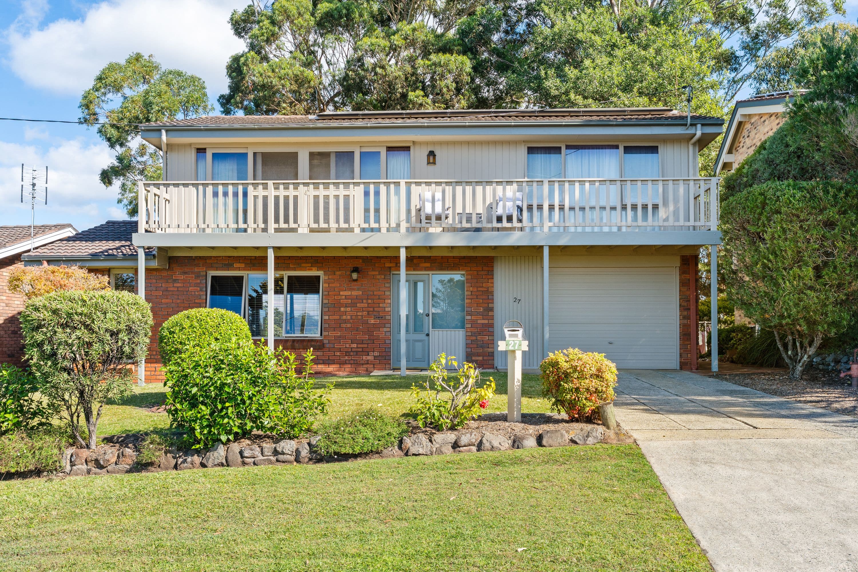 27 Hilltop Crescent, Mollymook Beach NSW 2539, Mollymook Beach - Image 1