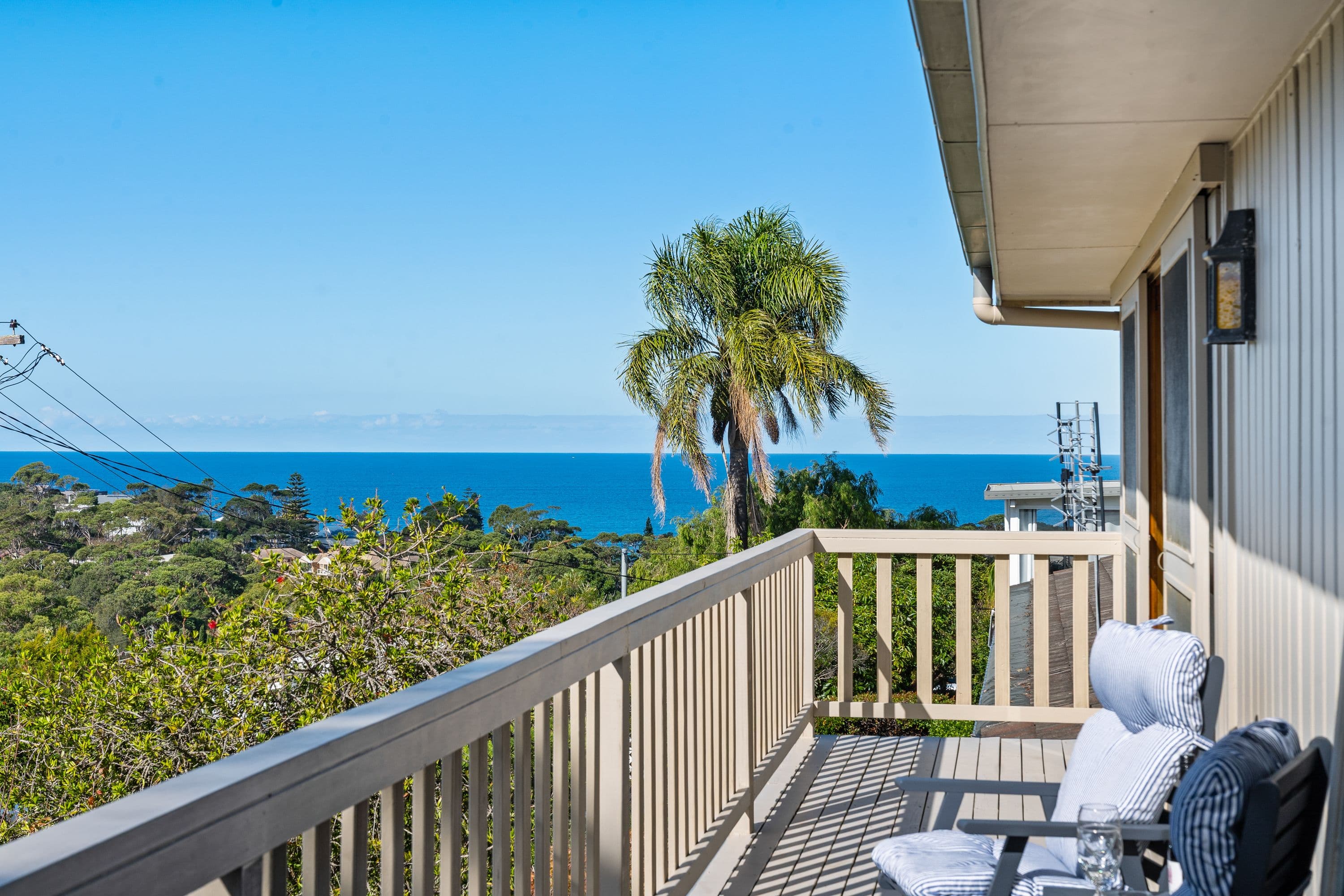 27 Hilltop Crescent, Mollymook Beach NSW 2539, Mollymook Beach - Thumbnail 2