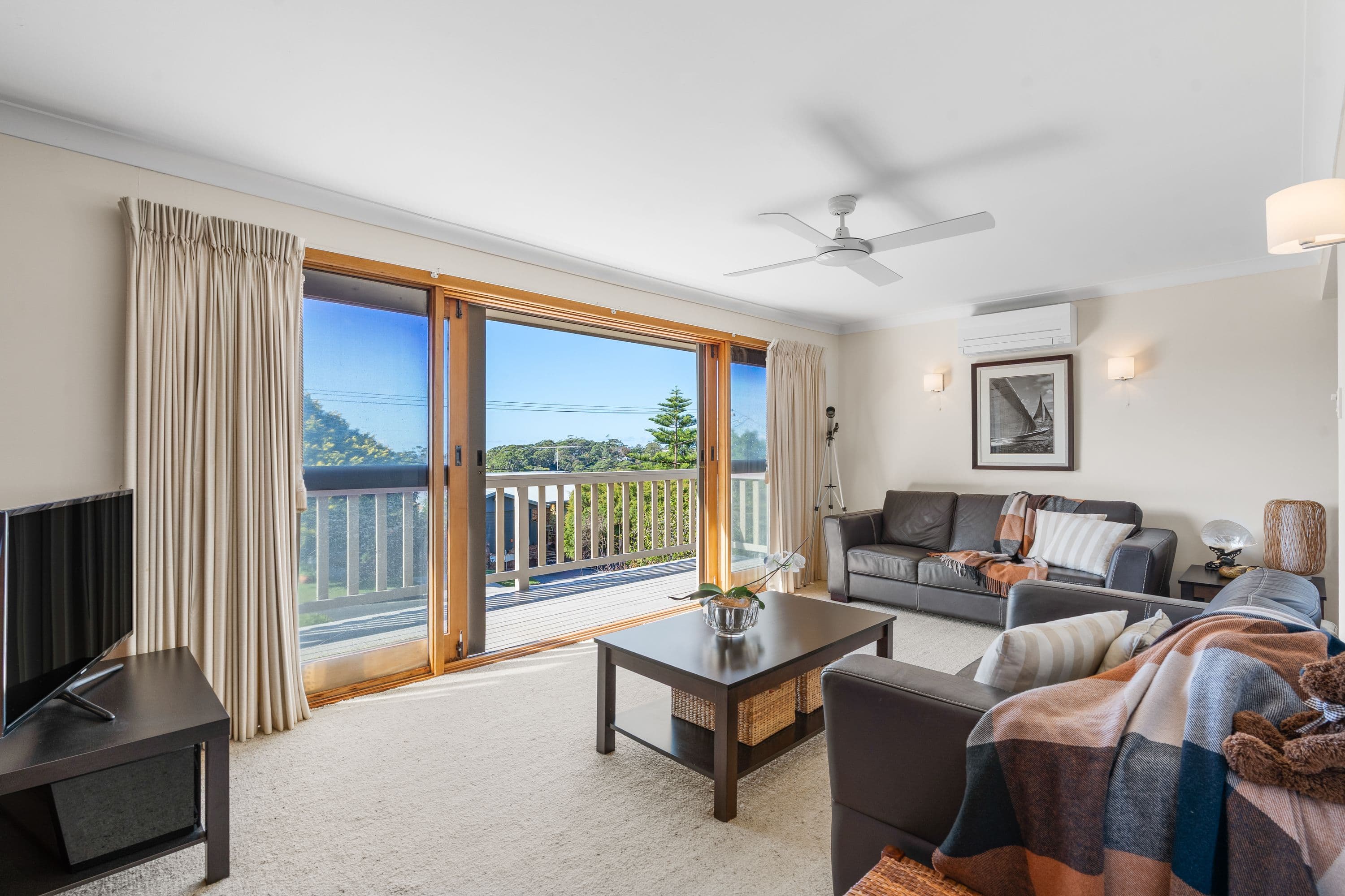 27 Hilltop Crescent, Mollymook Beach NSW 2539, Mollymook Beach - Thumbnail 6