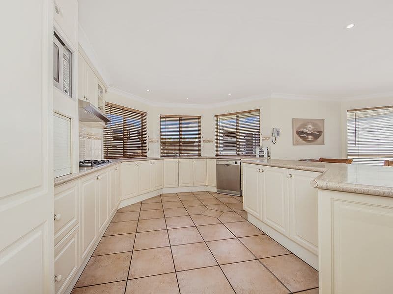 33 Royal Palm Drive, STEIGLITZ QLD 4207, Steiglitz - Thumbnail 5