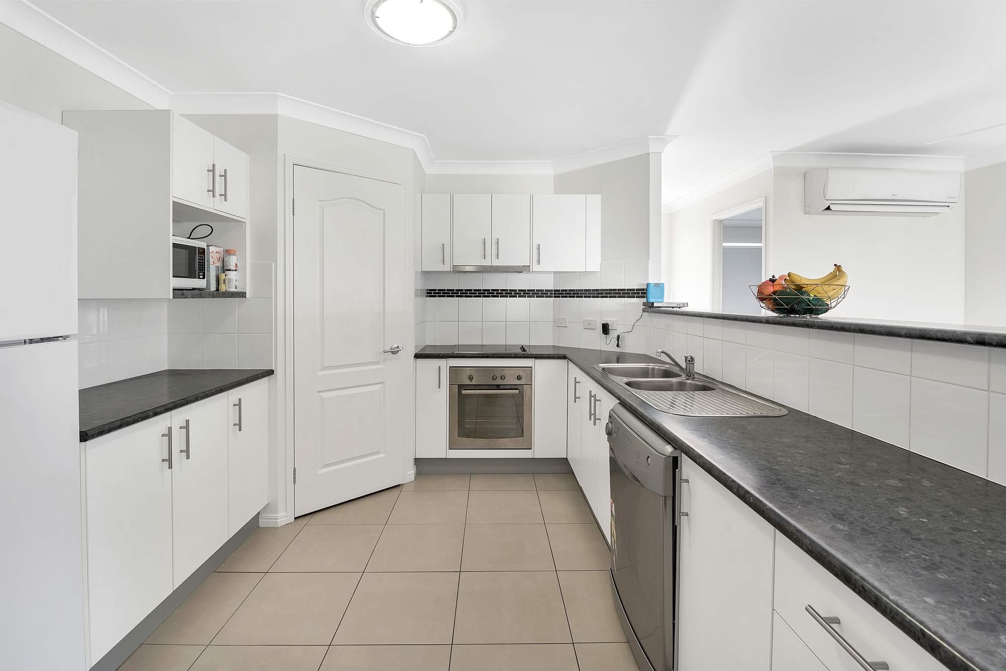 12 Redstart Street, Upper Coomera QLD 4209, Upper Coomera - Thumbnail 5