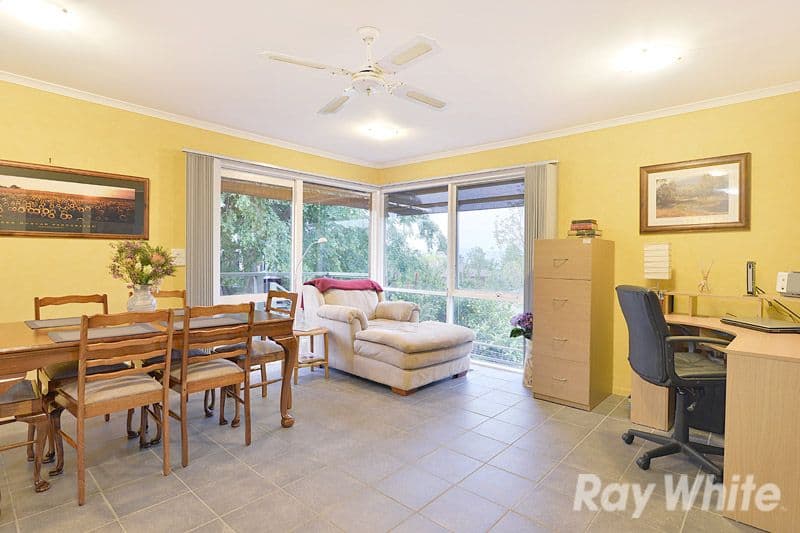 32 Parkvalley Drive, CHIRNSIDE PARK VIC 3116, Chirnside Park - Thumbnail 5