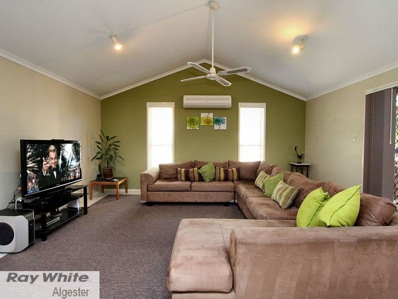 19 Copeton Crescent, PARKINSON QLD 4115, Parkinson - Thumbnail 2