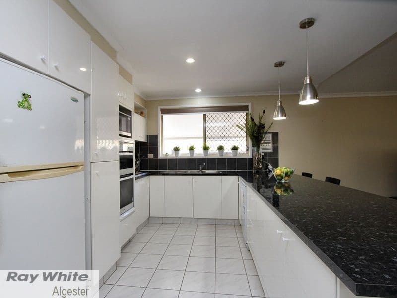 19 Copeton Crescent, PARKINSON QLD 4115, Parkinson - Thumbnail 3