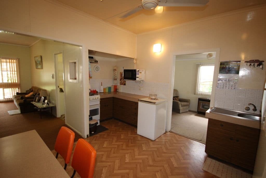 22 Garrow Street, DALBY QLD 4405, Dalby - Thumbnail 2