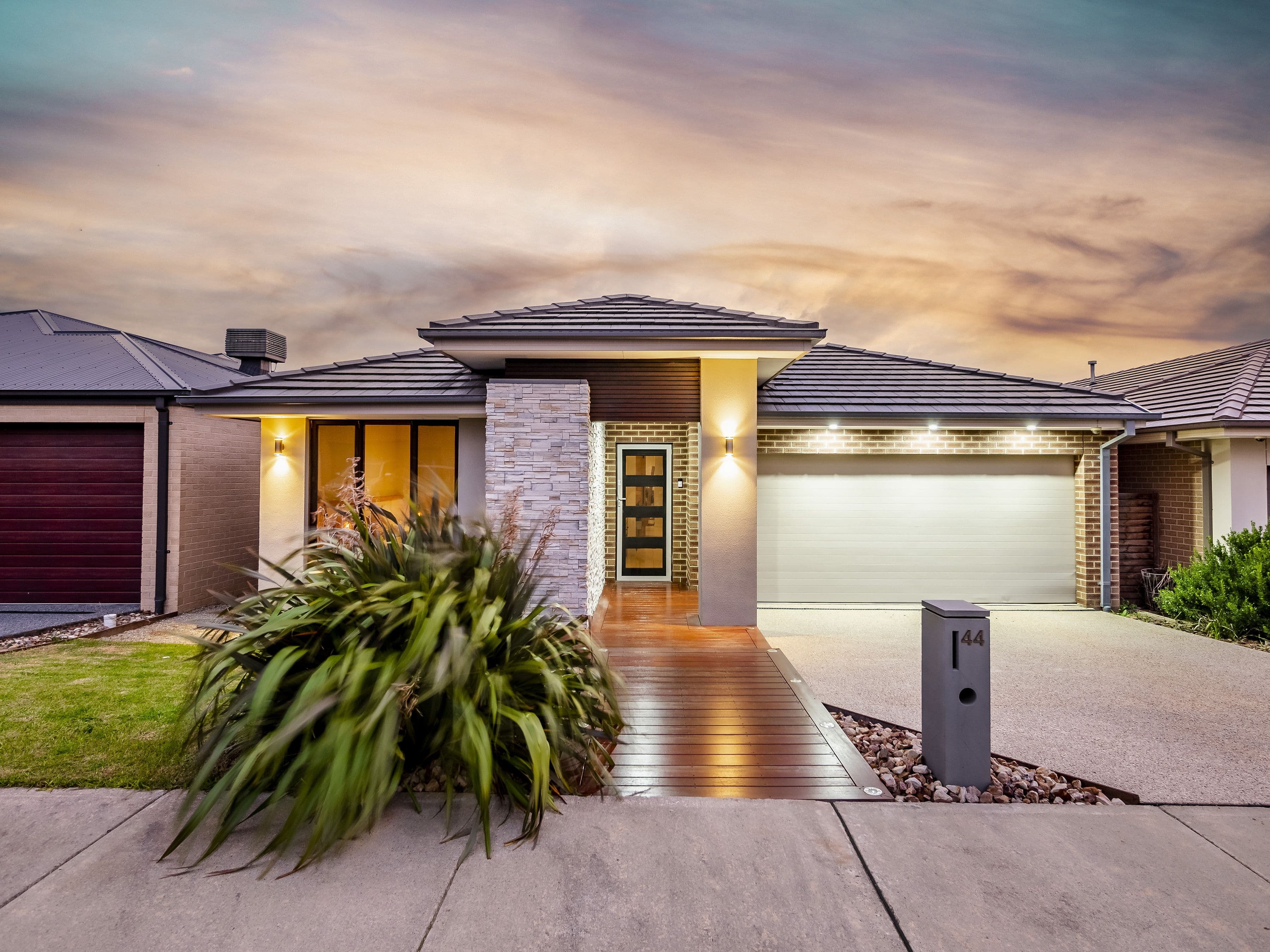 44 Barley Crescent, Clyde North VIC 3978, Clyde North - Thumbnail 3