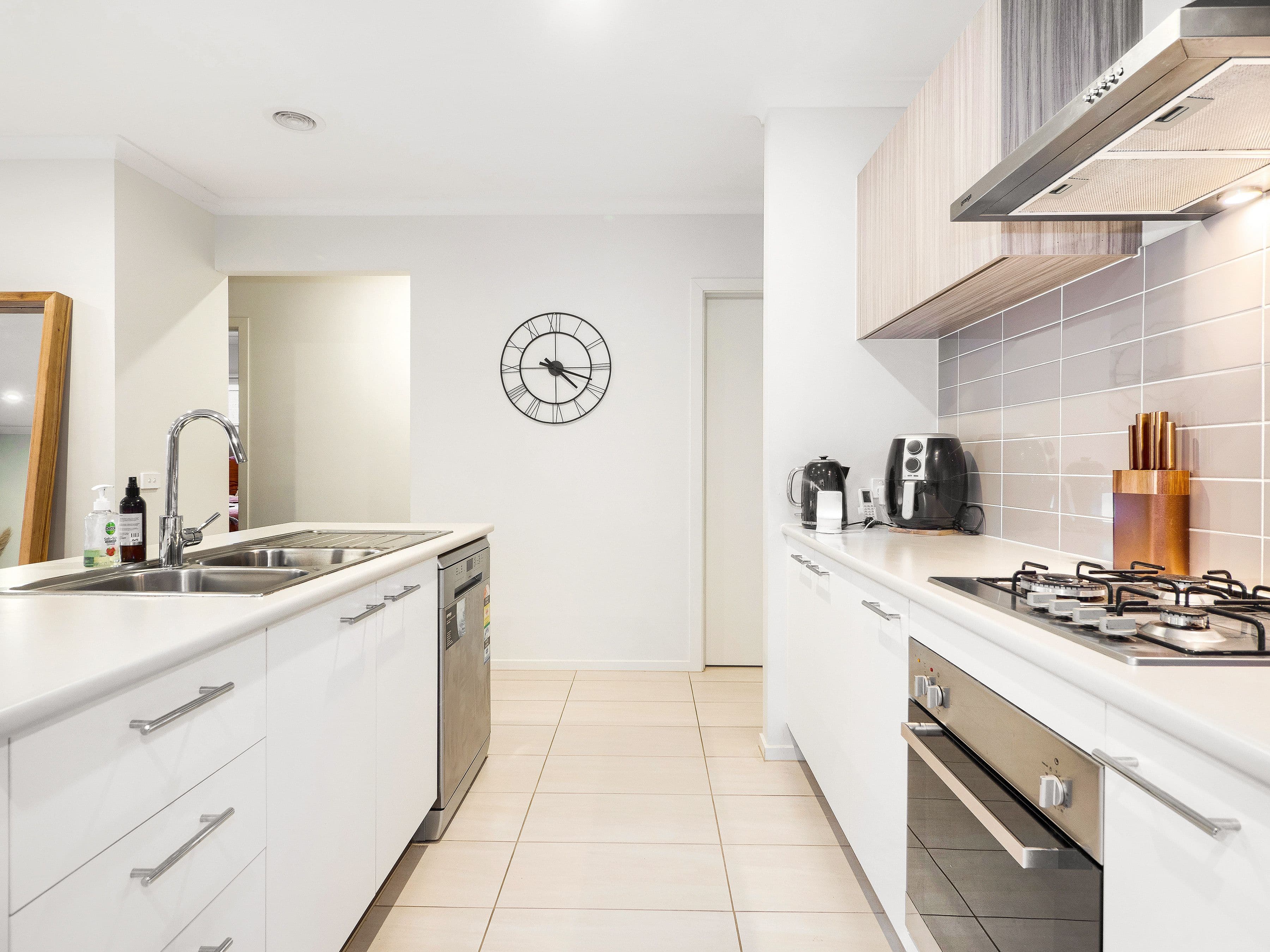 44 Barley Crescent, Clyde North VIC 3978, Clyde North - Thumbnail 6