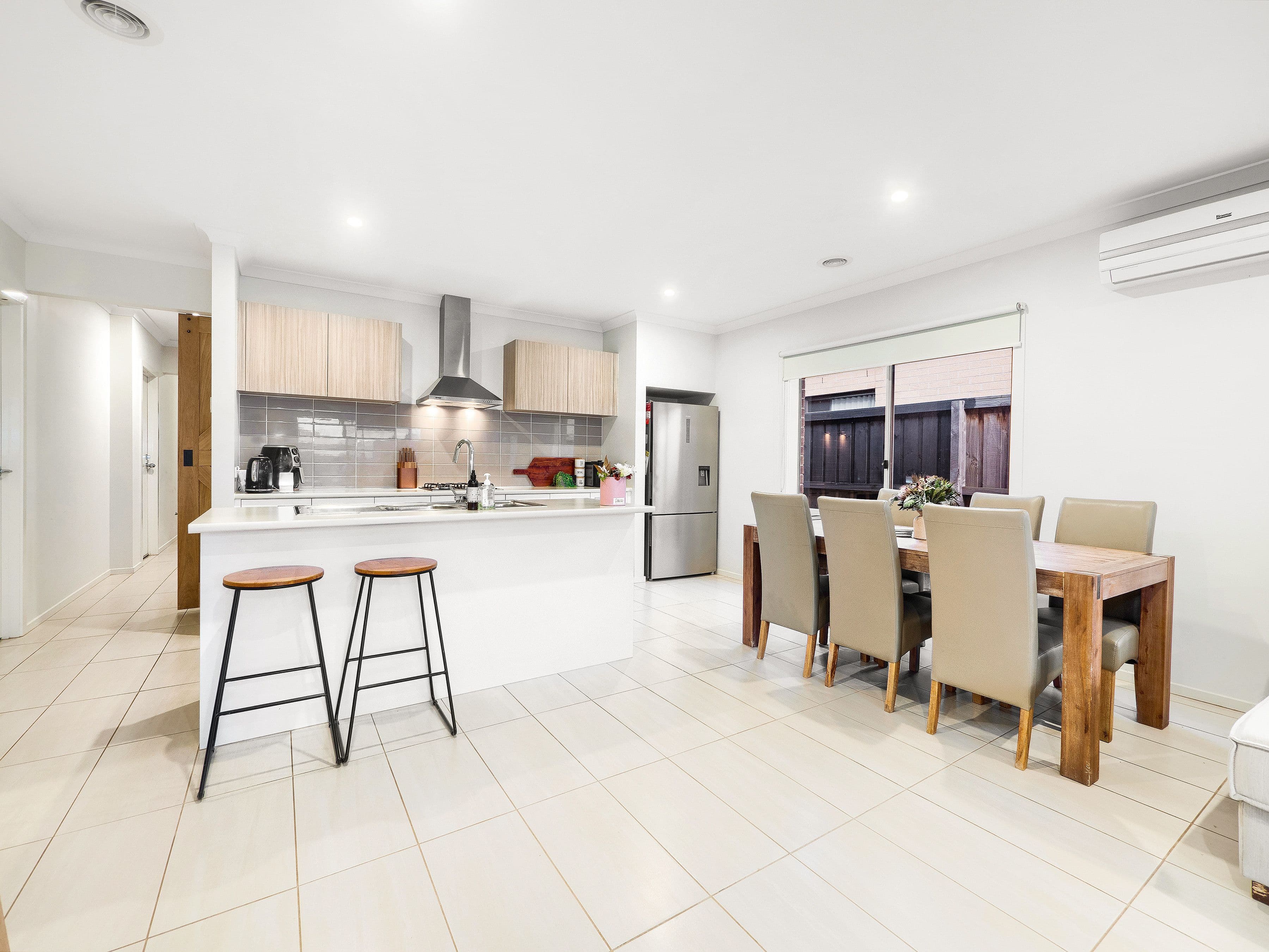 44 Barley Crescent, Clyde North VIC 3978, Clyde North - Thumbnail 8