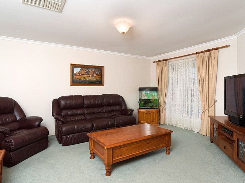 4 Correa Court, MOUNT BARKER SA 5251, Mount Barker - Thumbnail 2