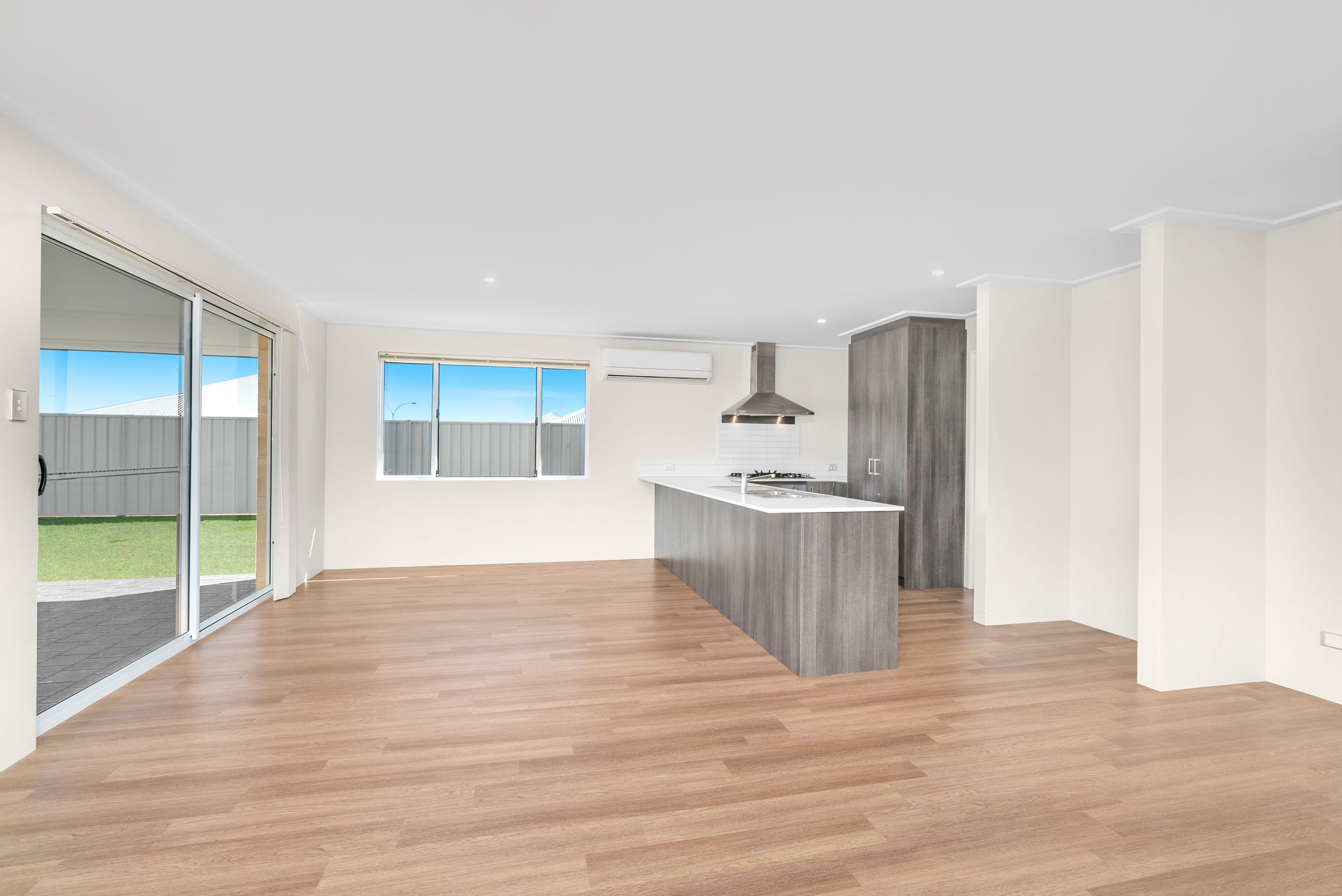 4 Beachcomber Hill, Glenfield WA 6532, Glenfield - Image 1