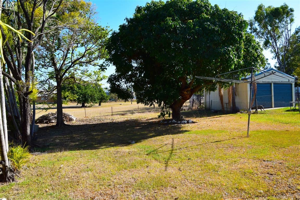116 Stanley Street, ALLENSTOWN QLD 4700, Allenstown - Thumbnail 3