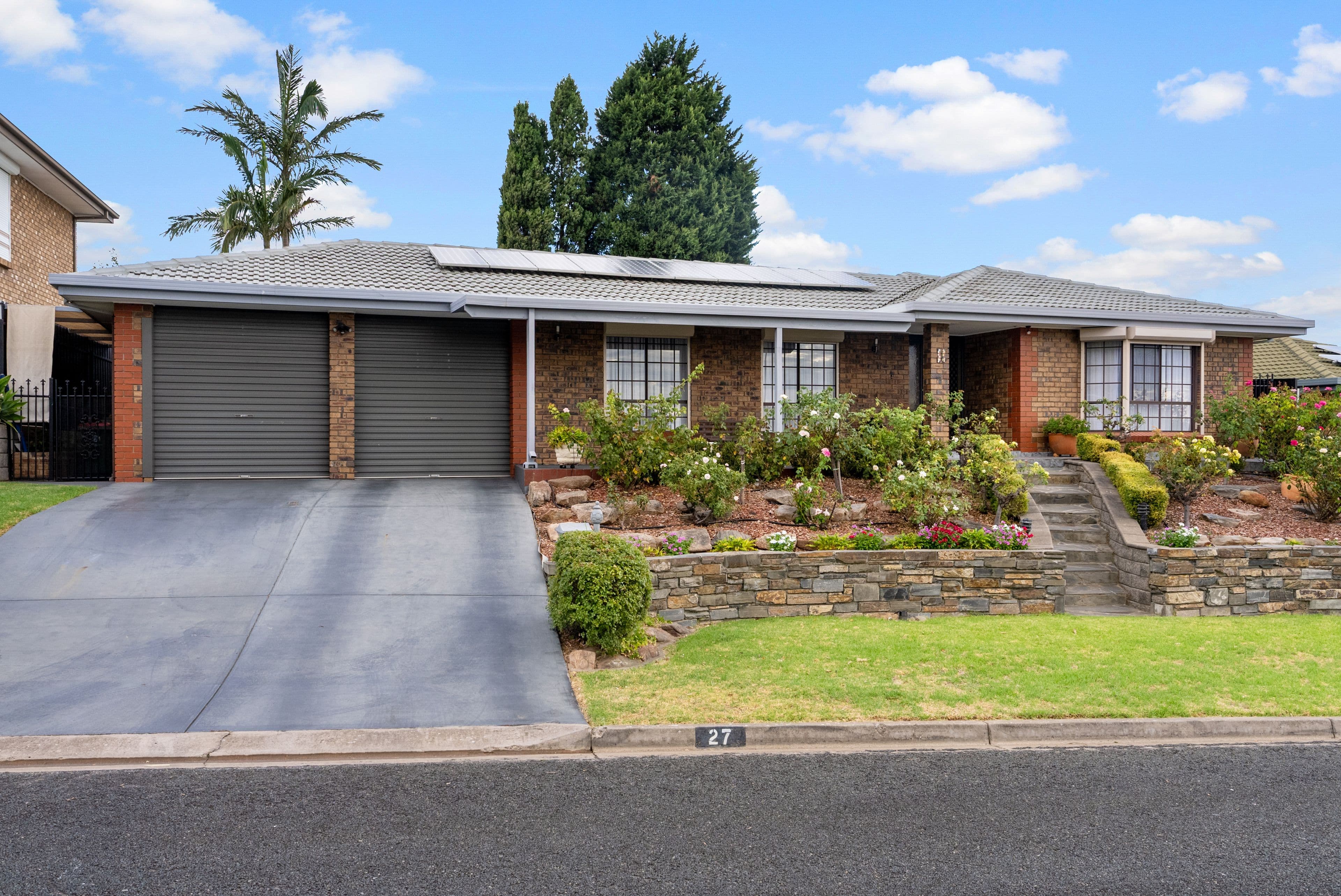 27 Burford Crescent, Redwood Park SA 5097, Redwood Park - Thumbnail 2