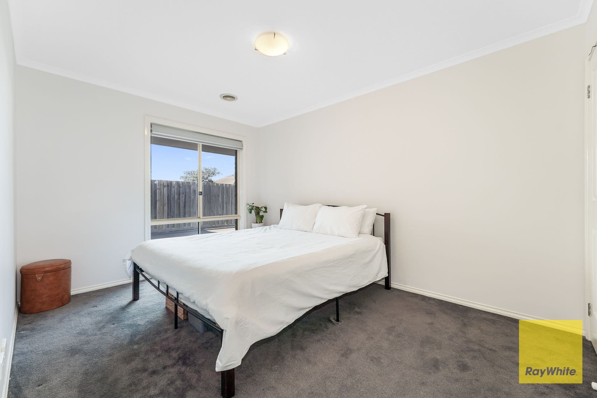 17 Burrows Avenue, Dandenong VIC 3175, Dandenong - Thumbnail 5