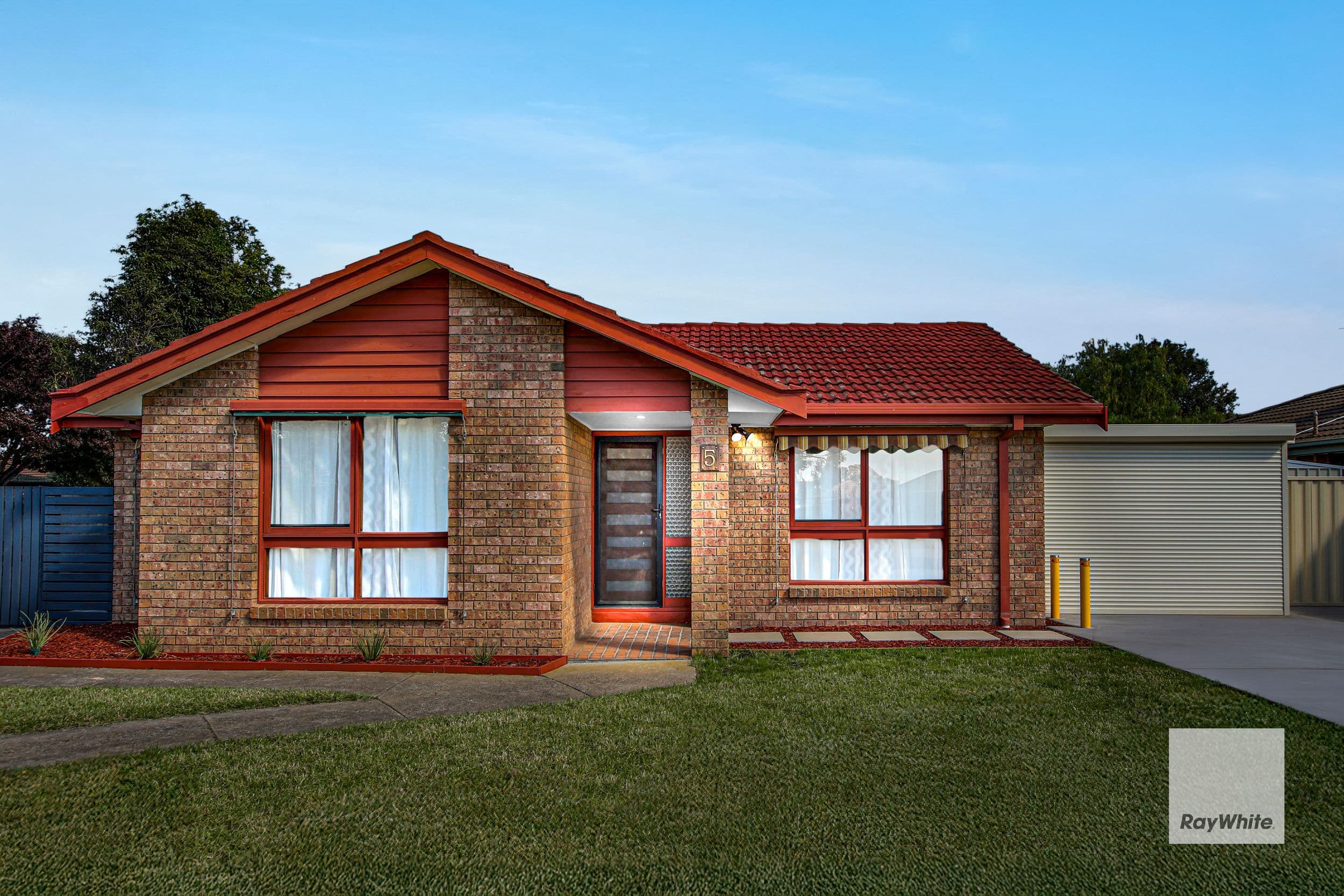 5 Dobell Crescent, Werribee VIC 3030, Werribee - Image 1
