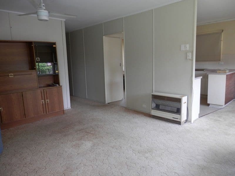 9 Kynance Street, LEICHHARDT QLD 4305, Leichhardt - Thumbnail 2