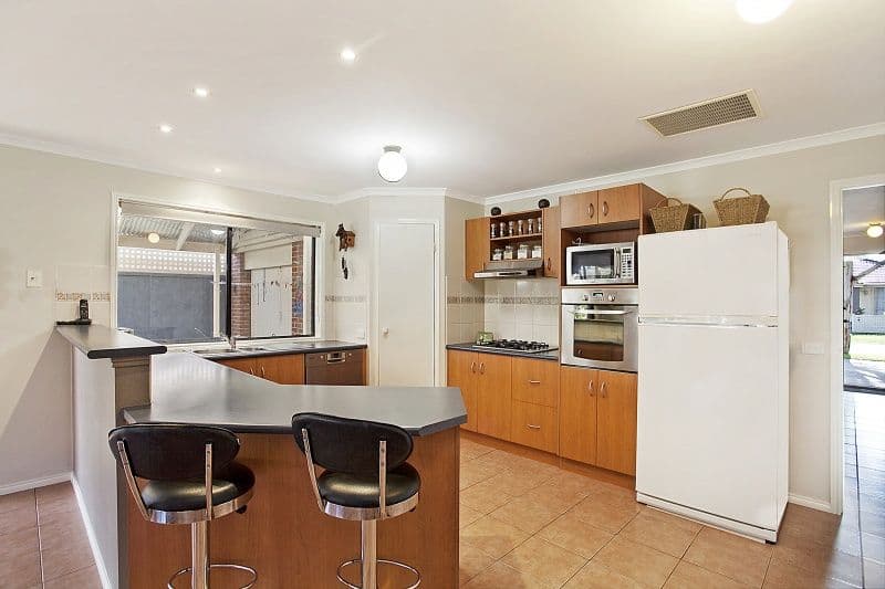 4 CLAIR Court, ASPENDALE GARDENS VIC 3195, Aspendale Gardens - Thumbnail 4