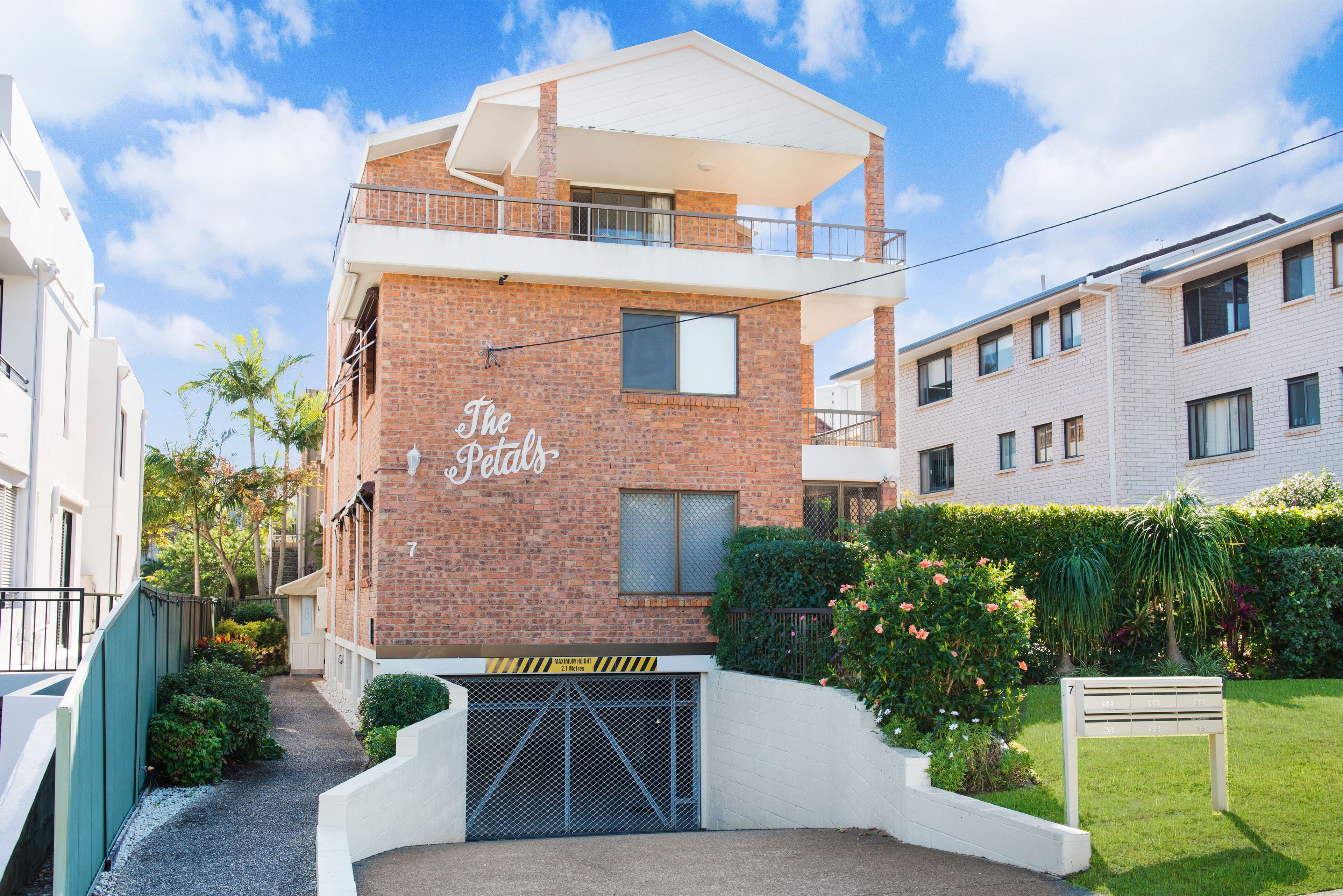 7 Rosewood Avenue, Broadbeach QLD 4218, Broadbeach - Thumbnail 7