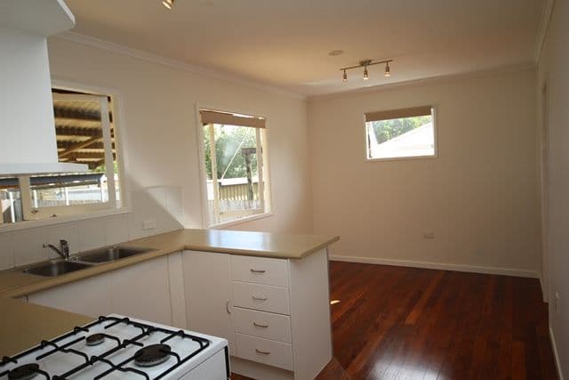 10 Katherine Street, Beerwah QLD 4519, Beerwah - Thumbnail 3