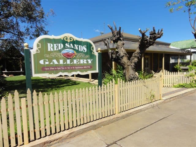 355 Wolfram Street, BROKEN HILL NSW 2880, Broken Hill - Thumbnail 2