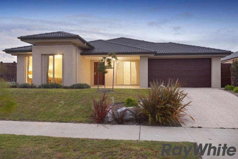 31 Broadstone Way, CRANBOURNE VIC 3977, Cranbourne - Image 1
