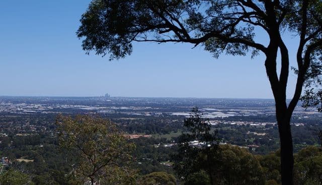 20 Lookout Road, KALAMUNDA WA 6076, Kalamunda - Thumbnail 2