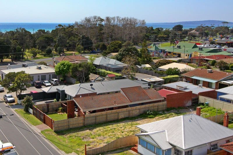 7 First Avenue, ROSEBUD VIC 3939, Rosebud - Thumbnail 3