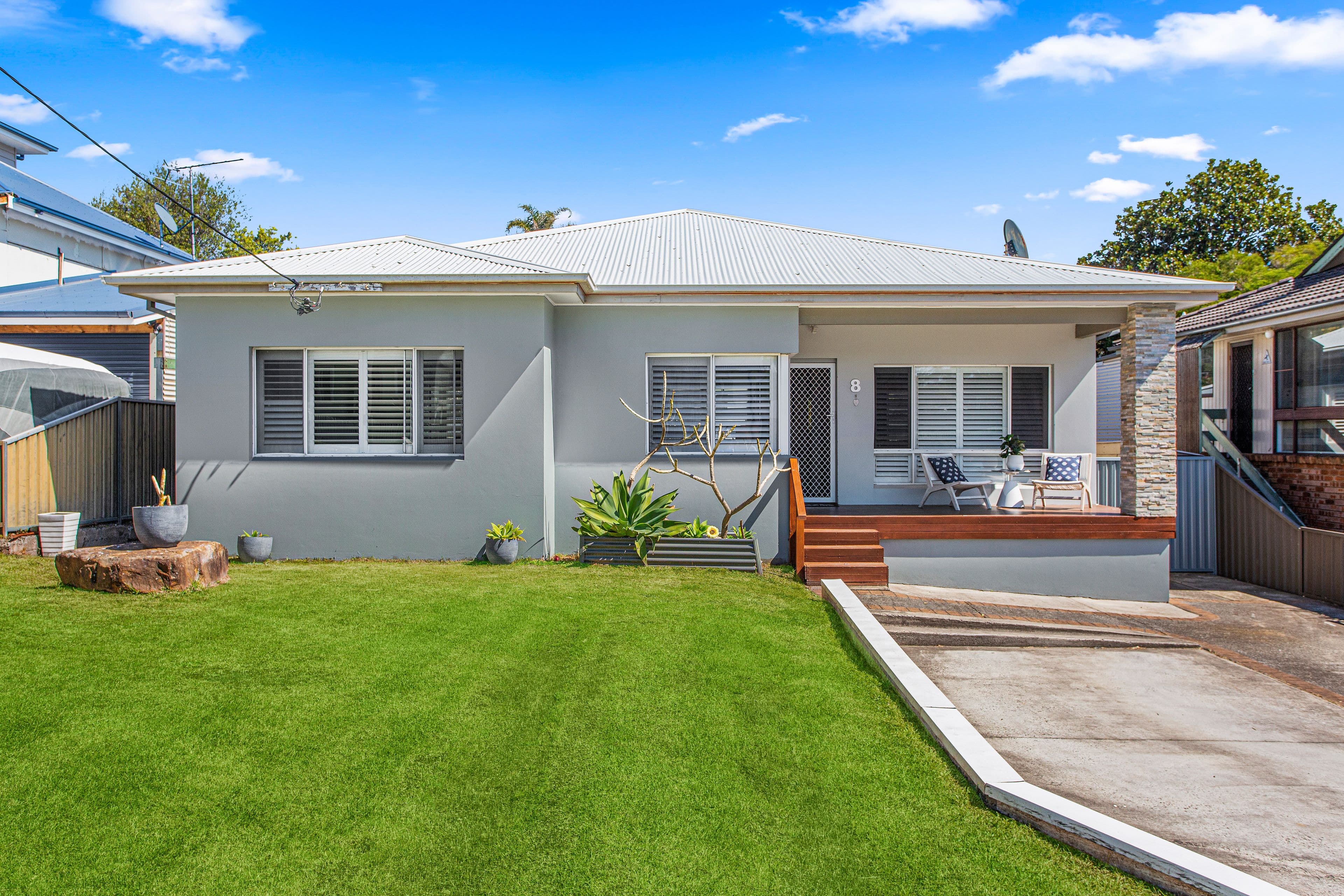 8 Bulgo Road, Helensburgh NSW 2508, Helensburgh - Image 1
