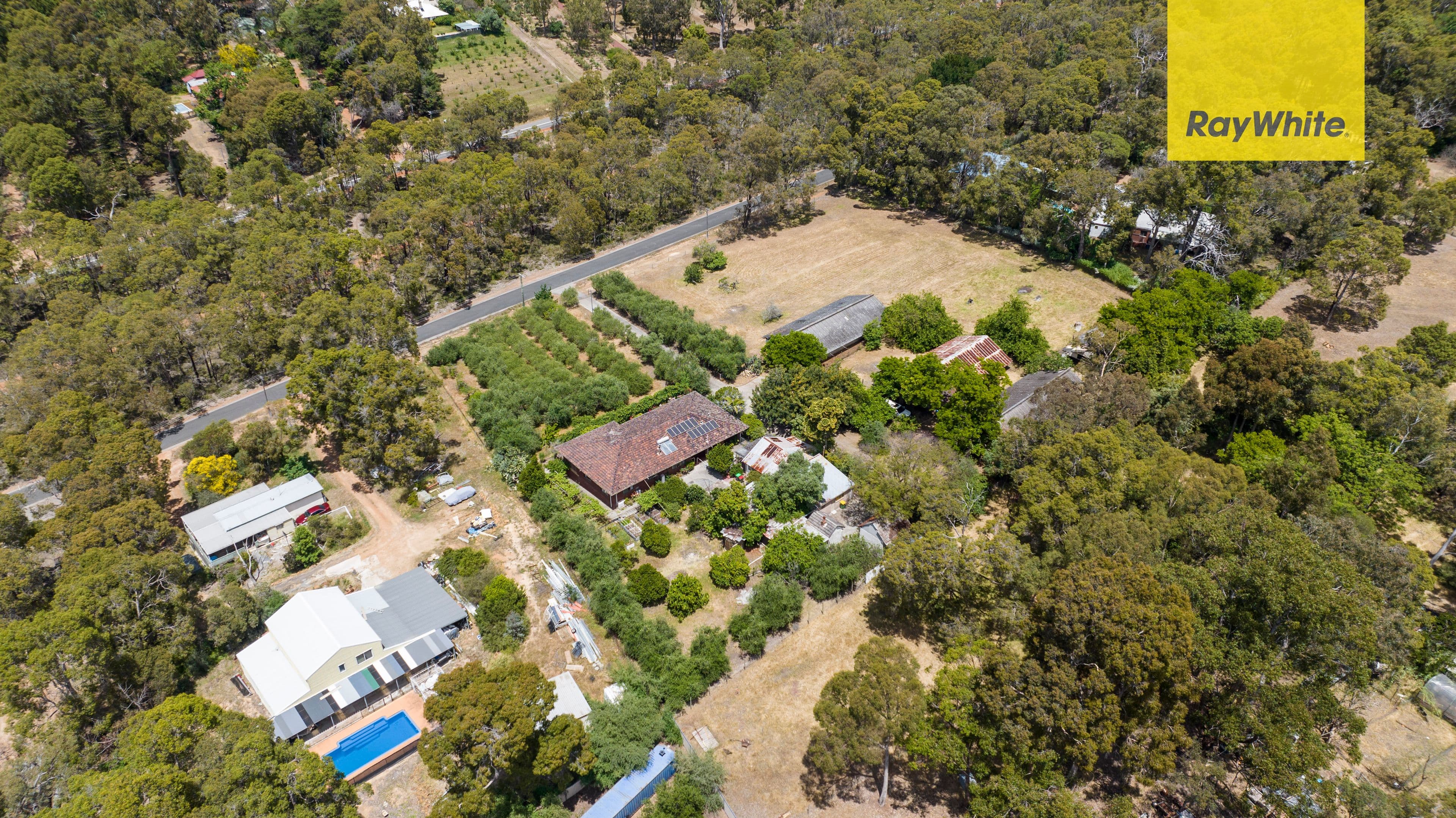 2295 Jacoby Street, Mundaring WA 6073, Mundaring - Thumbnail 2