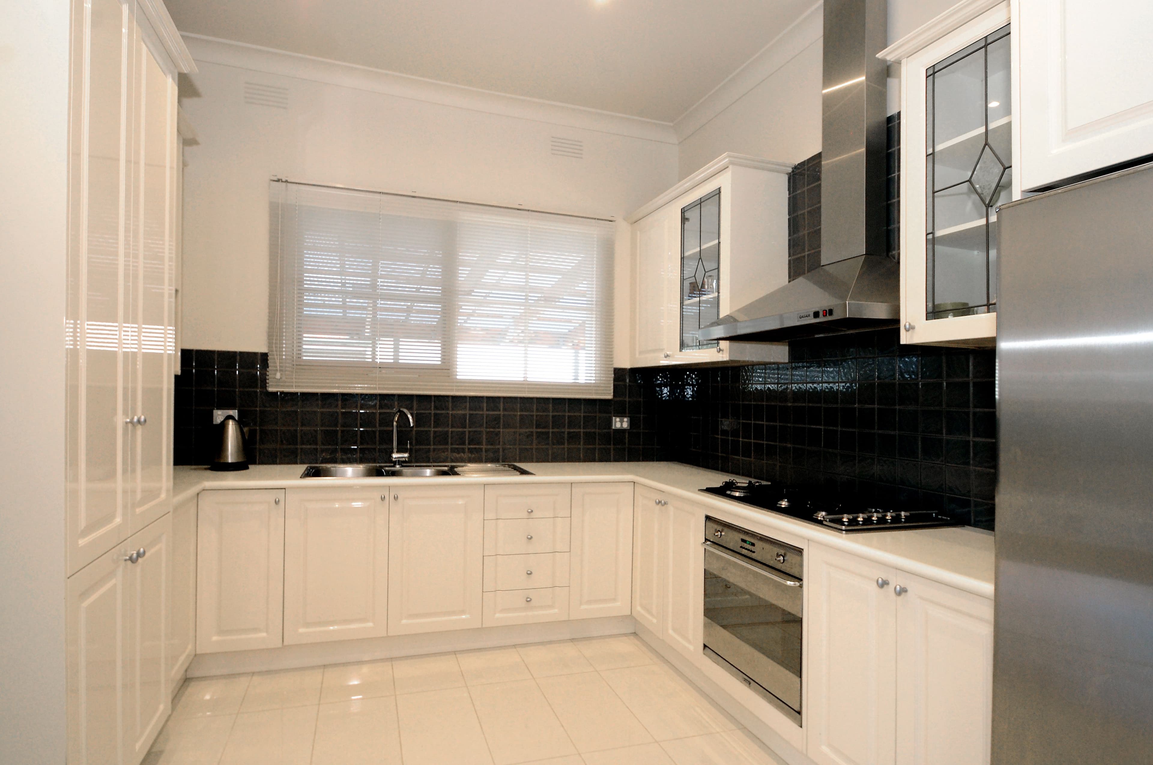 10 Henry Street, Oakleigh VIC 3166, Oakleigh - Thumbnail 3