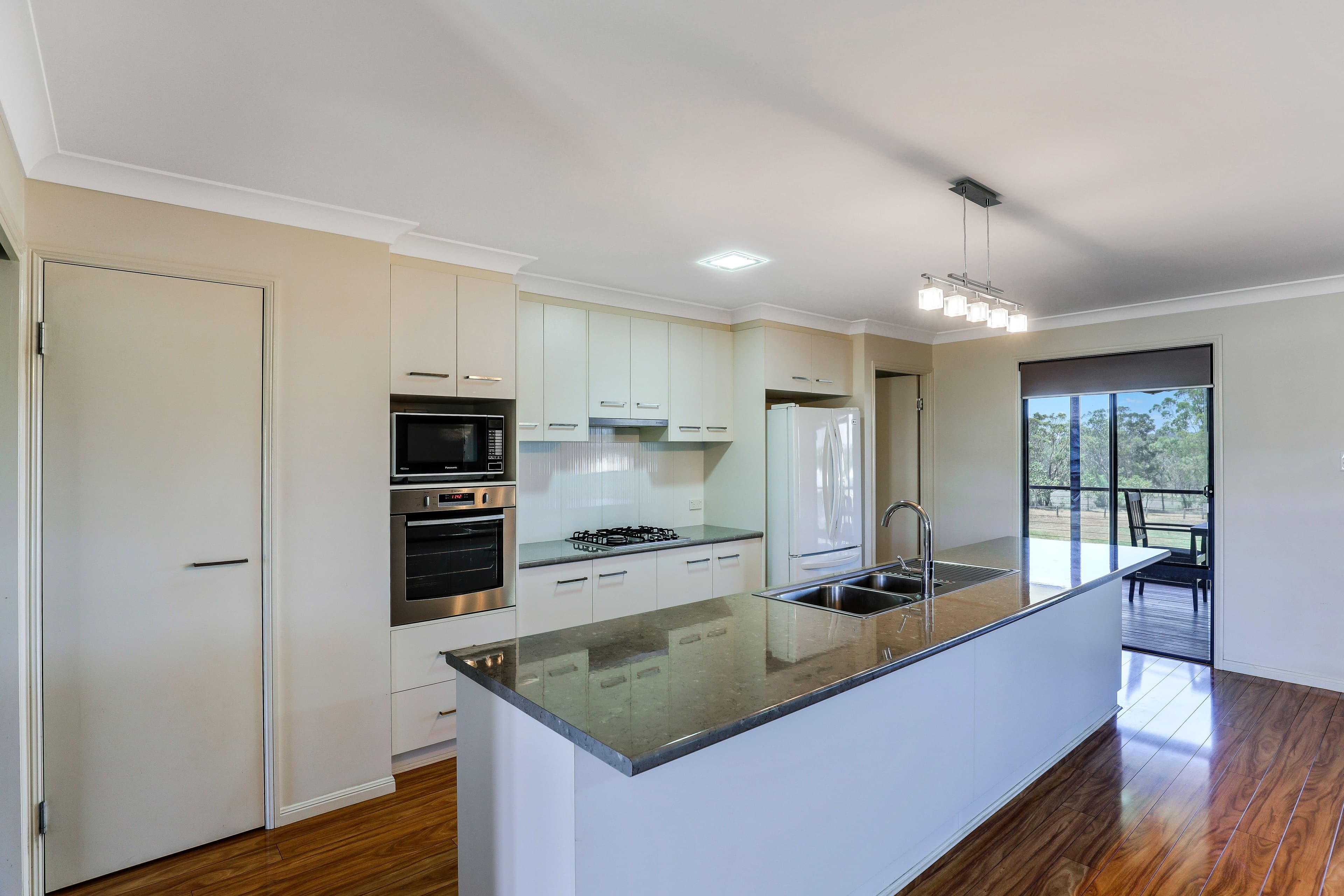267 New Olivers Road, Running St..., Running St.. - Thumbnail 2
