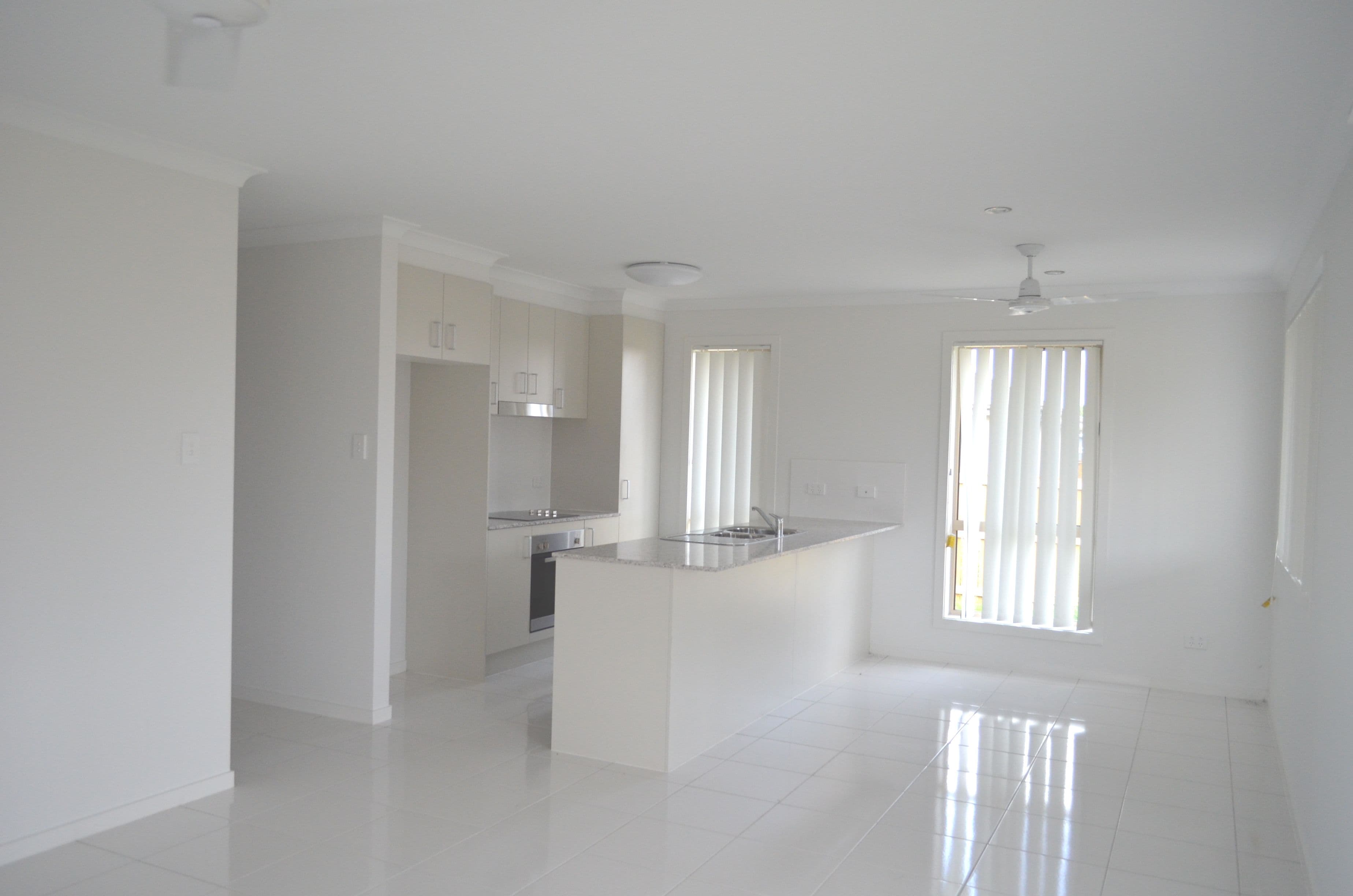 26 Amber Street, Emerald QLD 4720, Emerald - Thumbnail 4