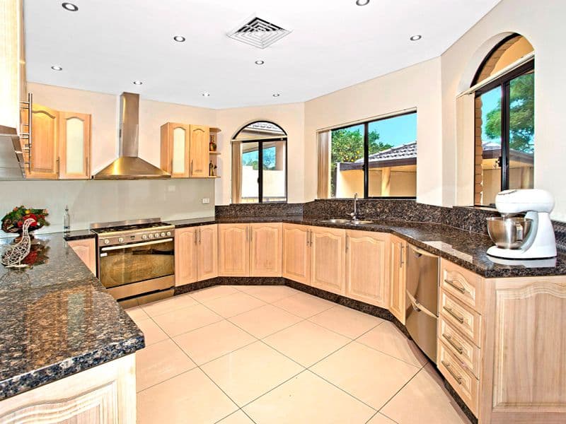 6 Pandora Street, GREENACRE NSW 2190, Greenacre - Thumbnail 2