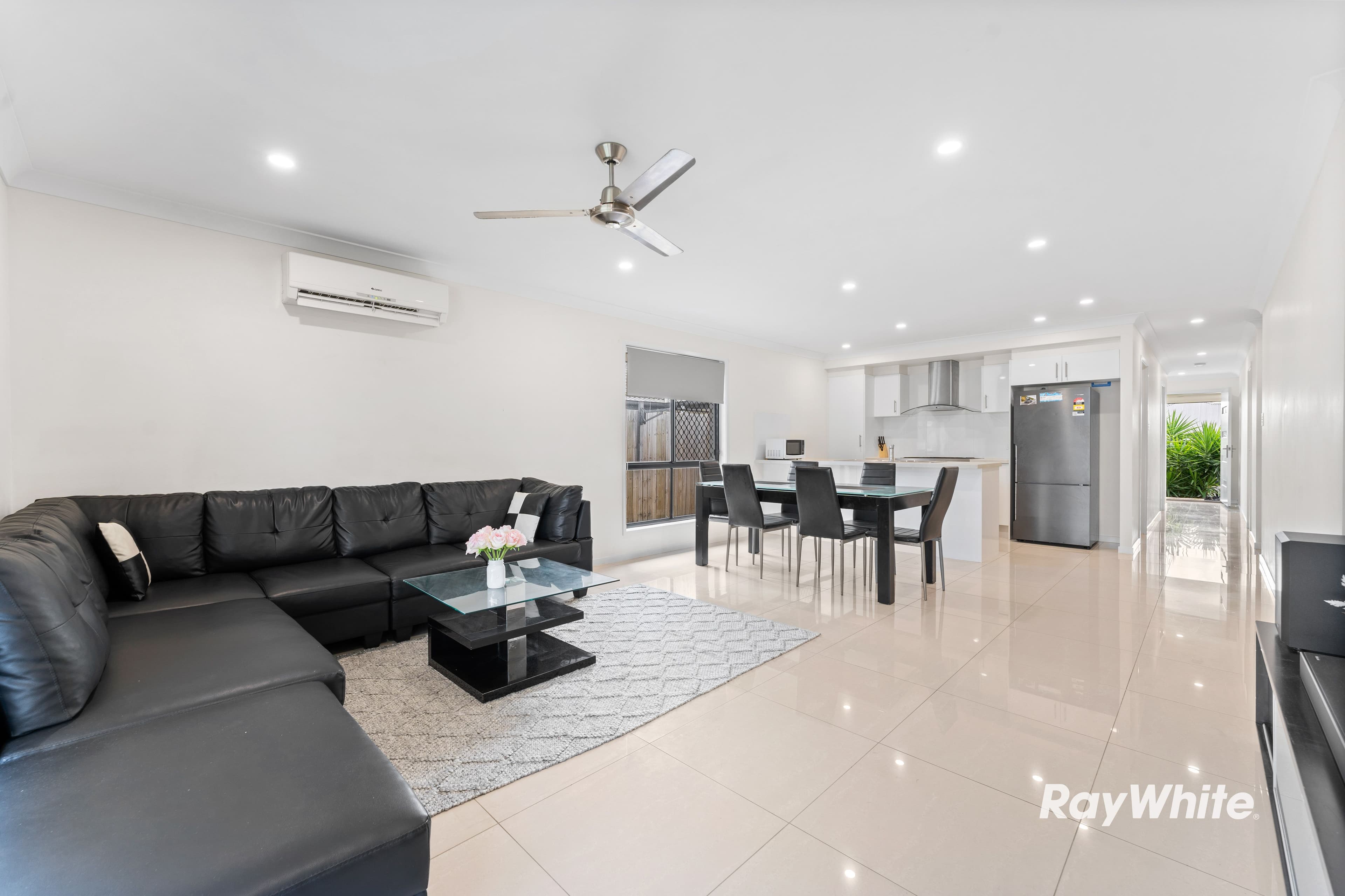 25 Irma Circuit, Park Ridge QLD 4125, Park Ridge - Thumbnail 3