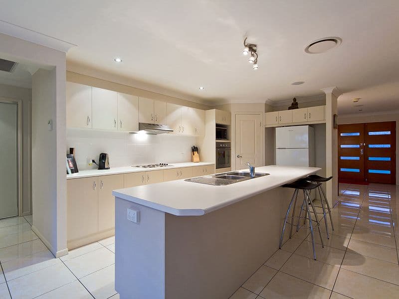 5 Greenleaf Street, Upper Coomera QLD 4209, Upper Coomera - Thumbnail 3