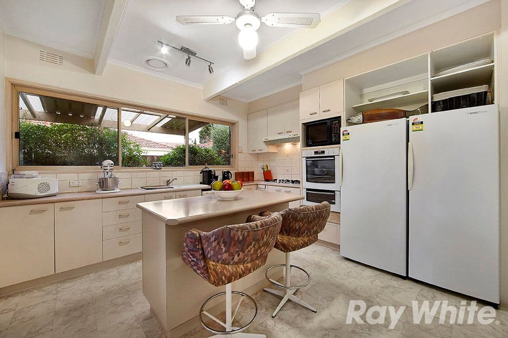 8 Withers Avenue, Mulgrave VIC 3170, Mulgrave - Thumbnail 2