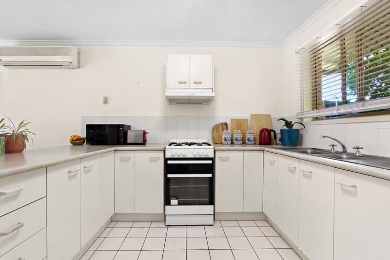 49 Colac Street, Kedron - Thumbnail 4