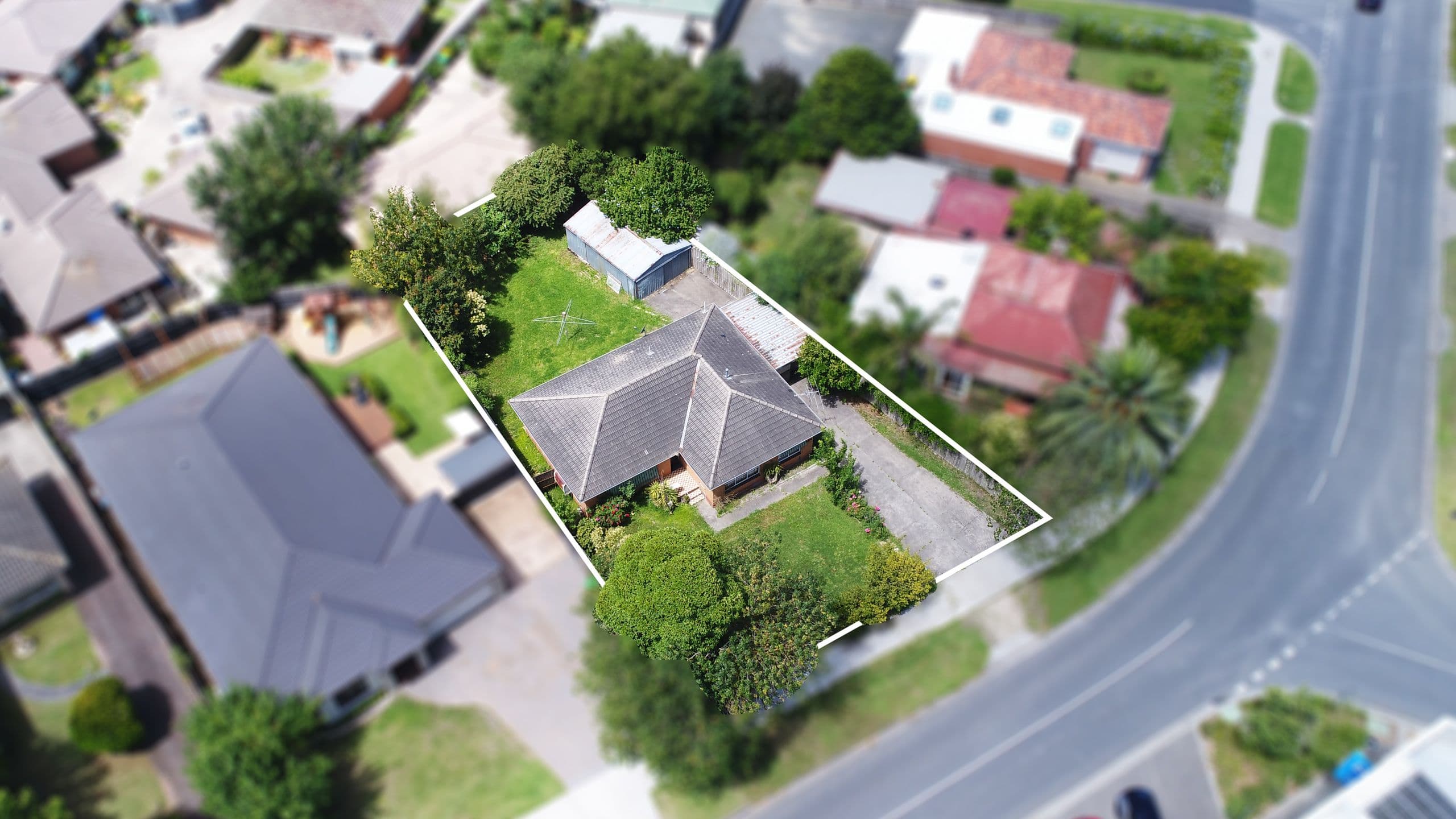 18 Henry Street, Pakenham VIC 3810, Pakenham - Thumbnail 5