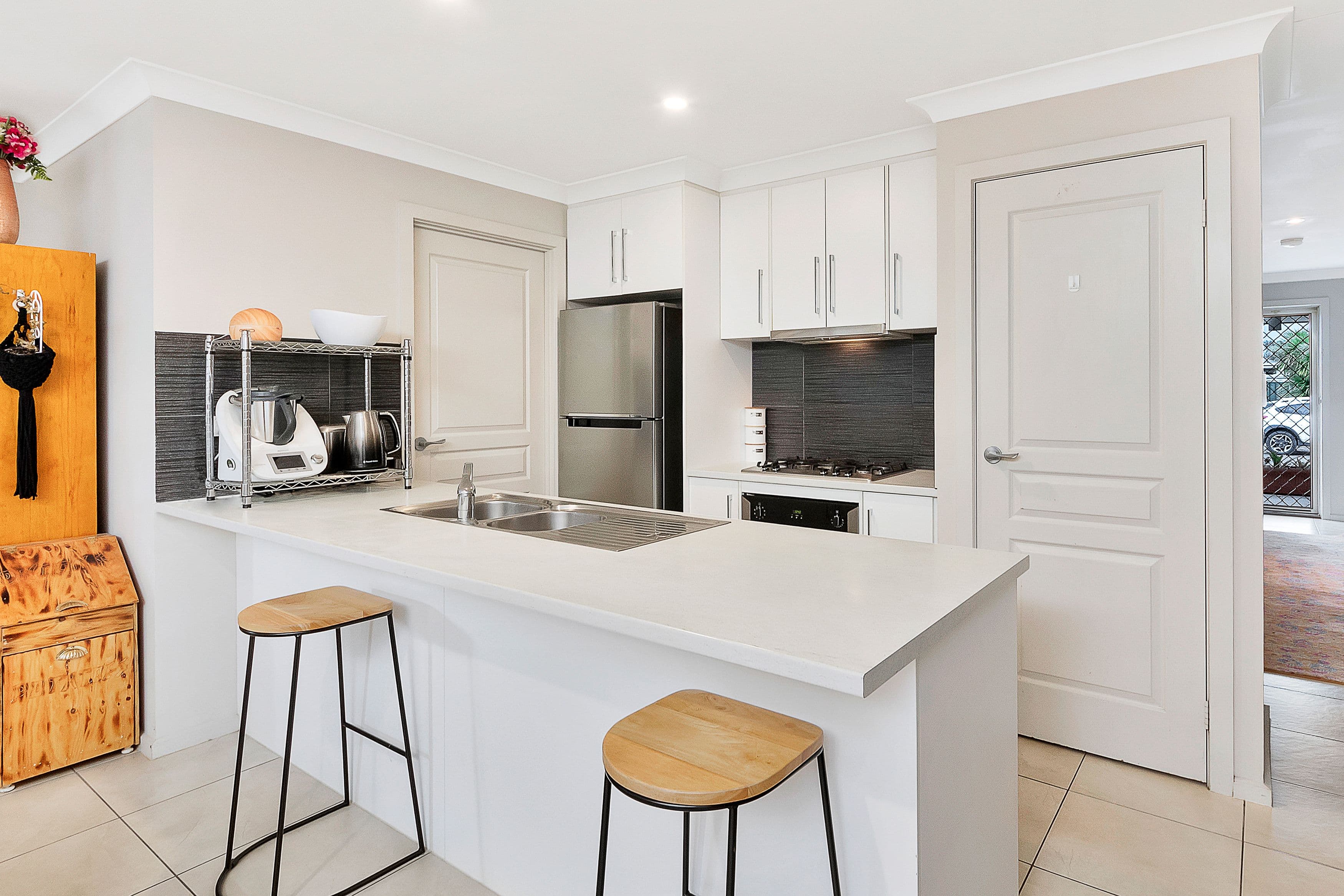 38 Pfitzner Close, Murray Bridge SA 5253, Murray Bridge - Thumbnail 2