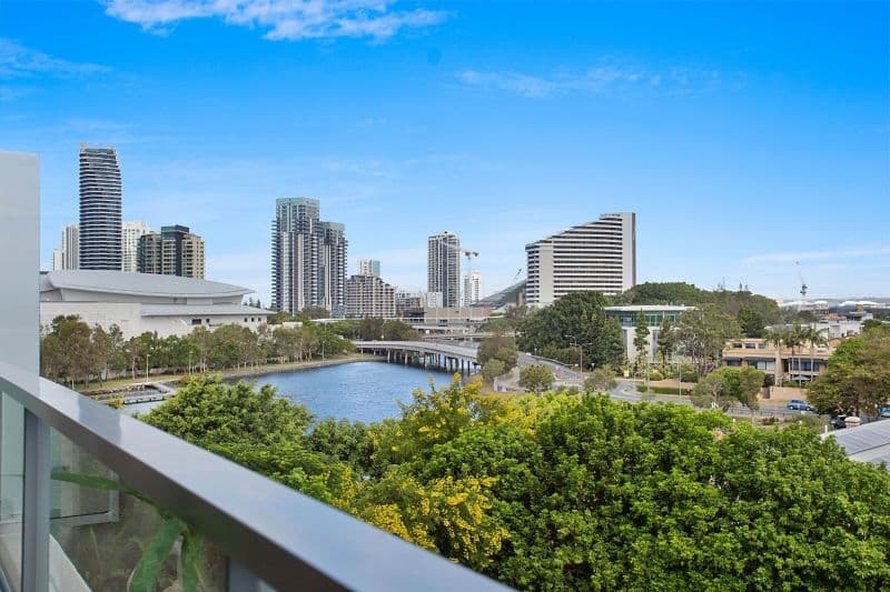 2410 'Freshwater Point' 33 T E Peters Drive, Broadbeach Waters QLD 4218, Broadbeach Waters - Thumbnail 2