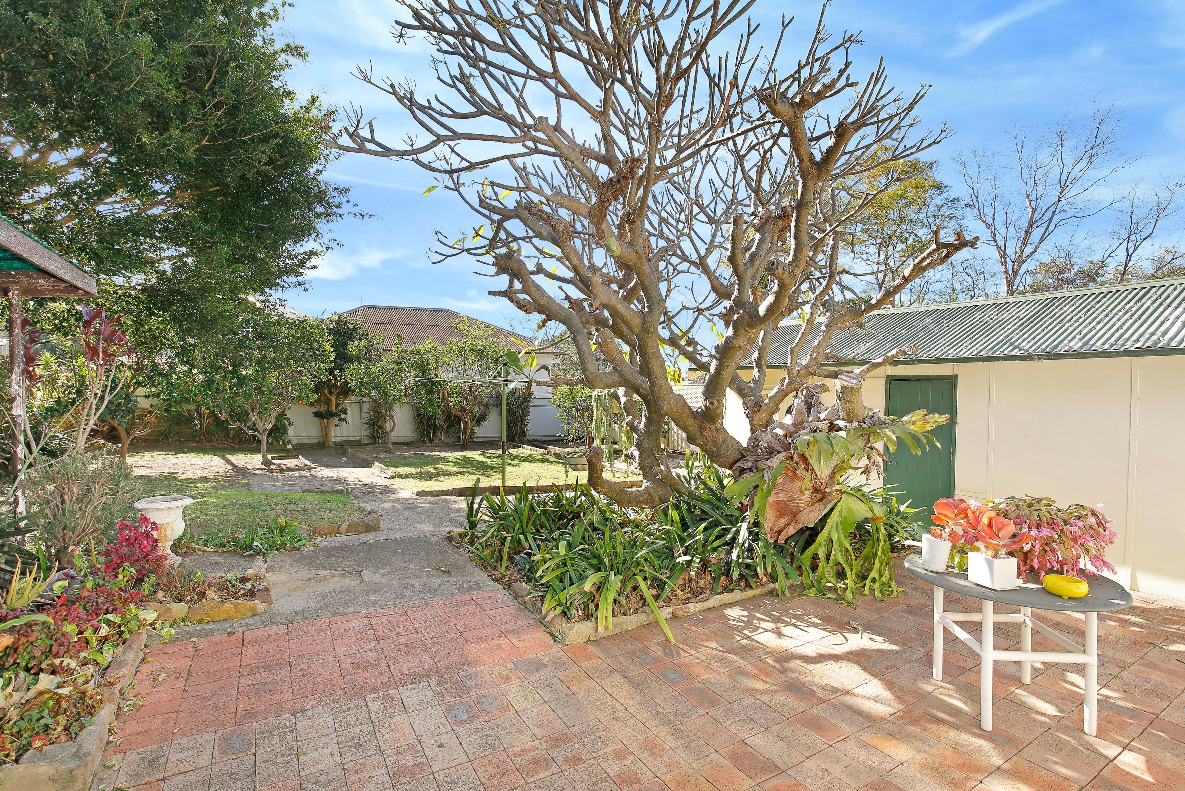6 Bassett Street, Fairy Meadow - Thumbnail 3