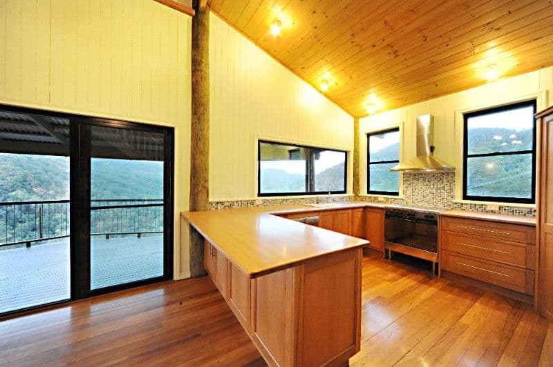 100 Brandy Creek Road, WHITSUNDAYS QLD 4802, Whitsundays - Thumbnail 5