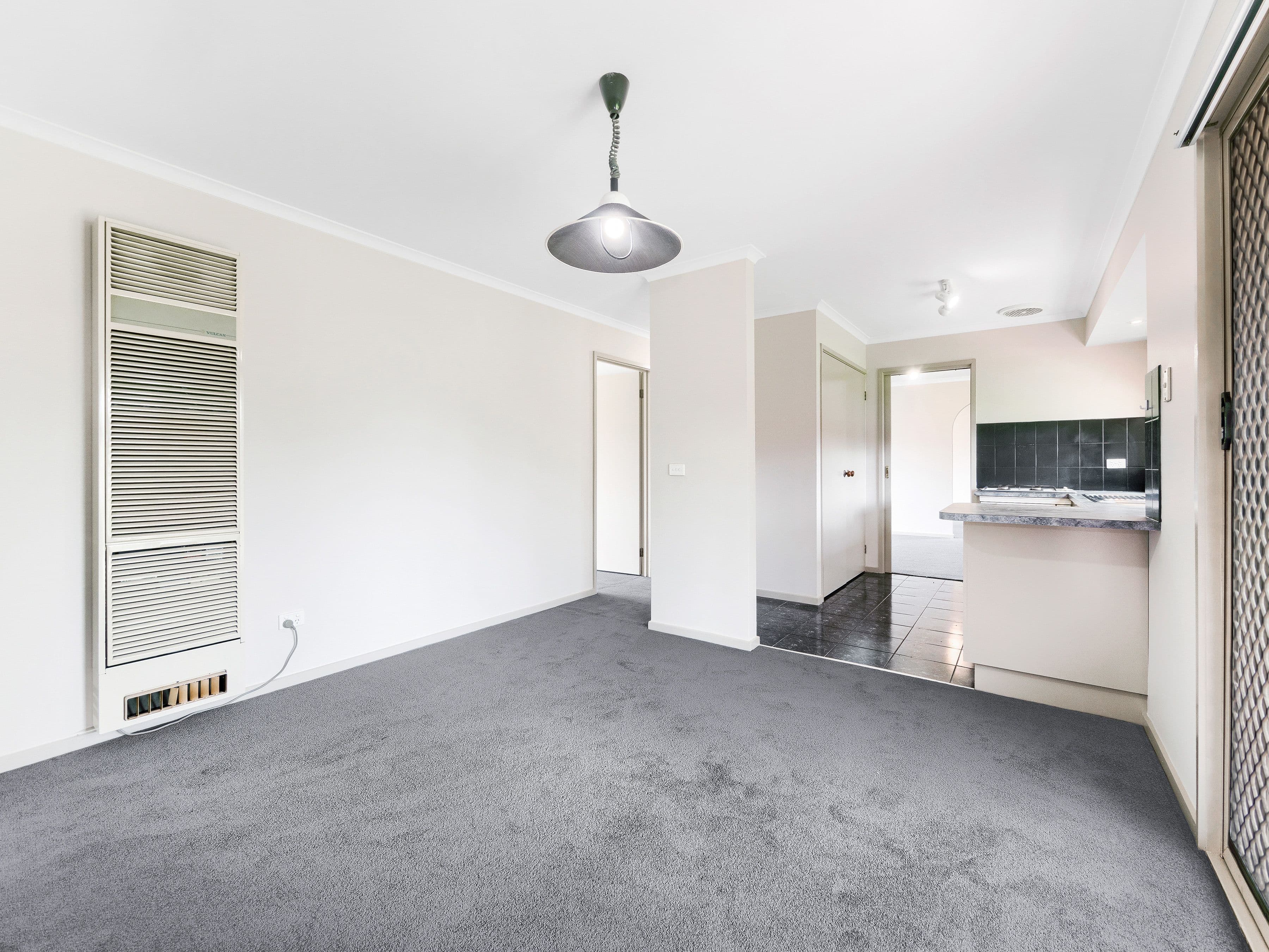 13 Denham Crescent, Cranbourne North VIC 3977, Cranbourne North - Thumbnail 5