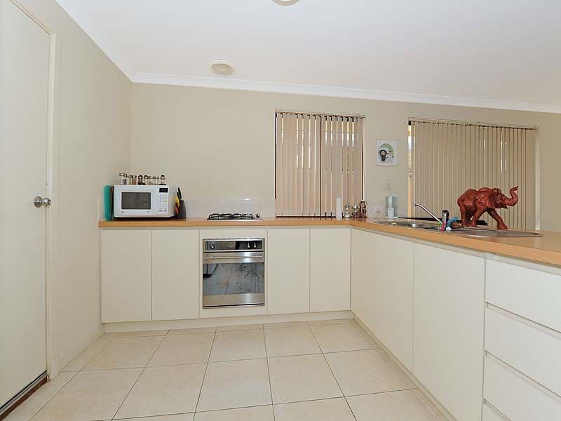 72 Granesse Drive, ELLENBROOK WA 6069, Ellenbrook - Thumbnail 5