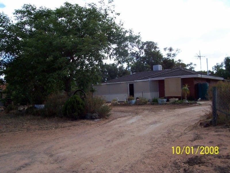 9 Padbury, WALKAWAY WA 6528, Walkaway - Image 1